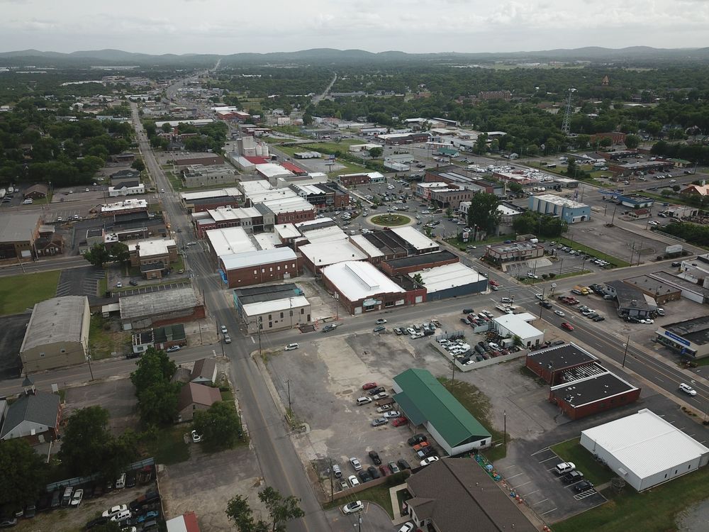 106 E Market St, Lebanon, TN 37087